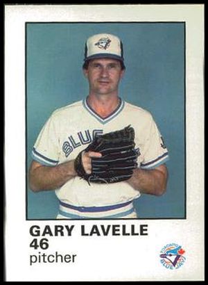 17 Gary Lavelle